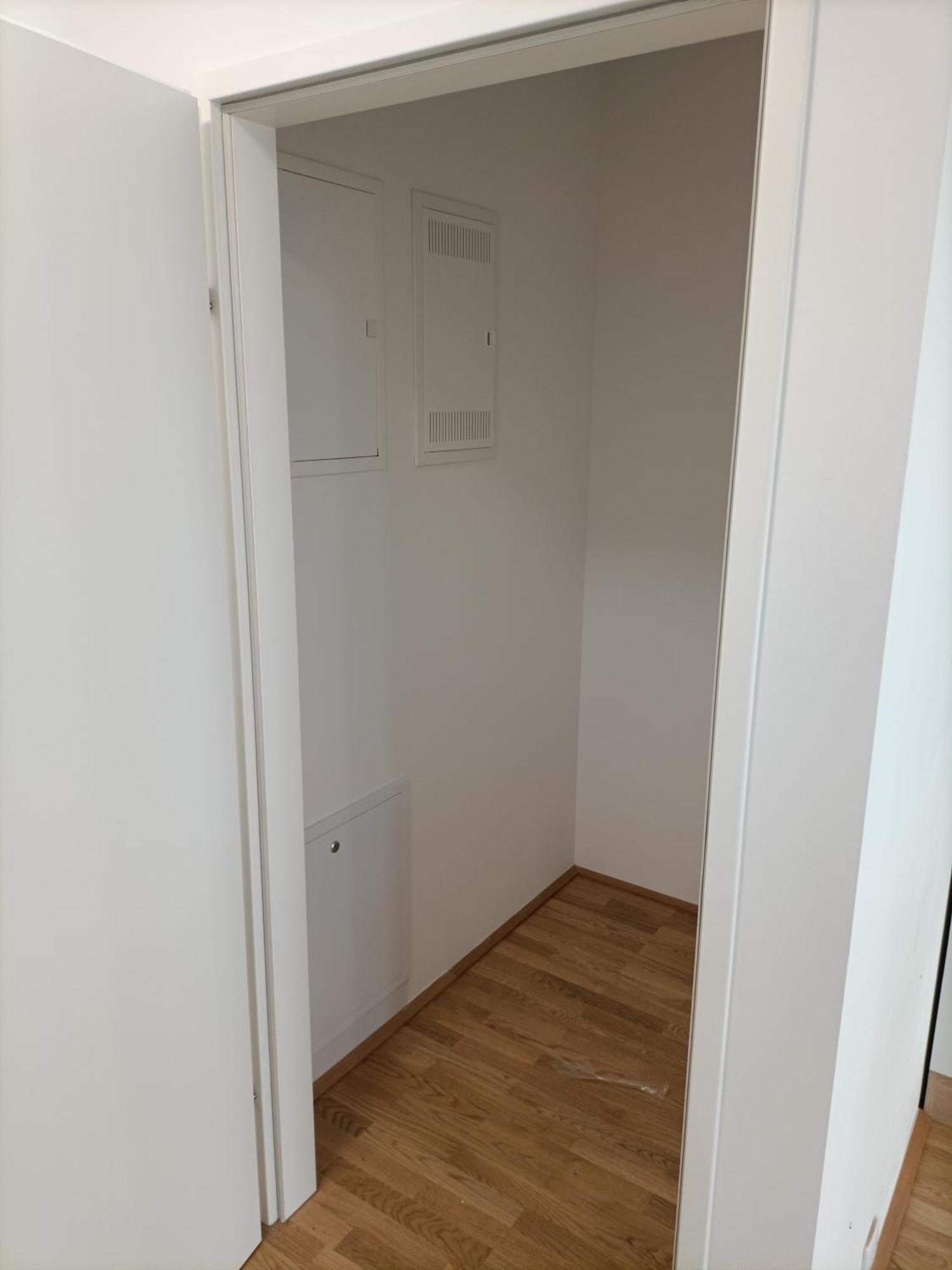 Hauptbahnhof Flat At Train Station Wien